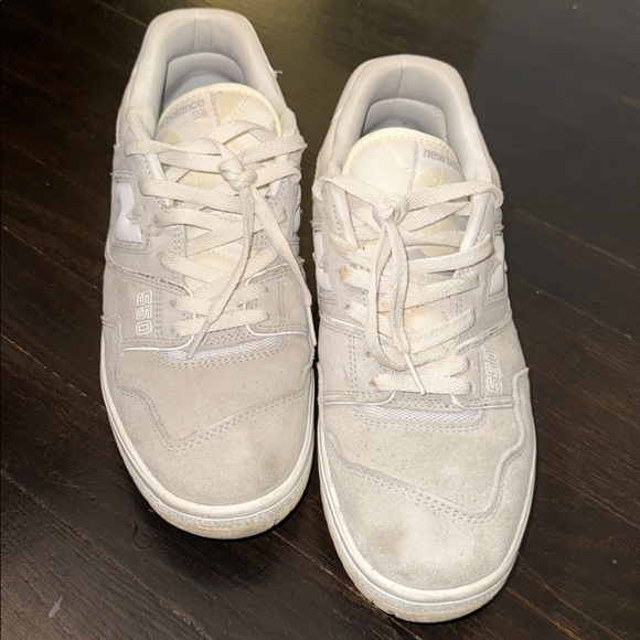 New Balance 550 - Picture 2 of 10